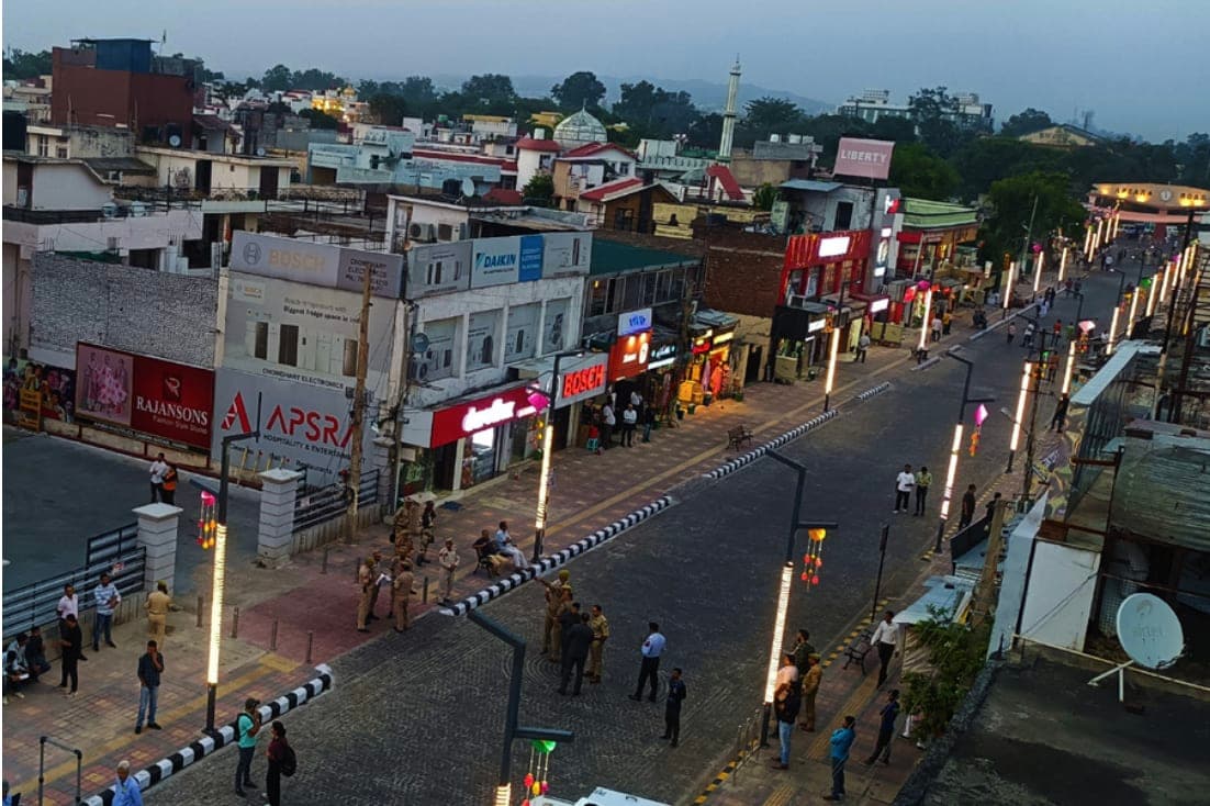 Ambgrota Road